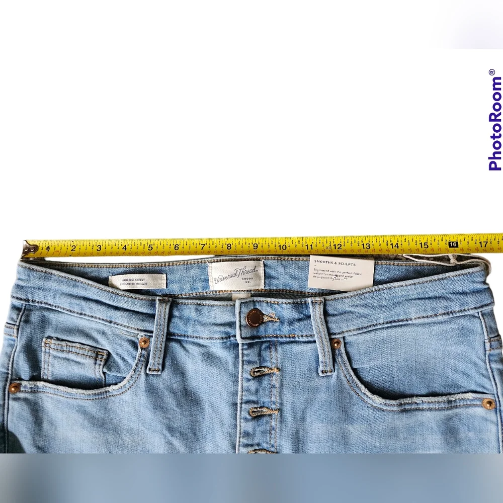 B4 Women's High-Rise Skinny Jeans - Universal Thread - Picture 11 of 15